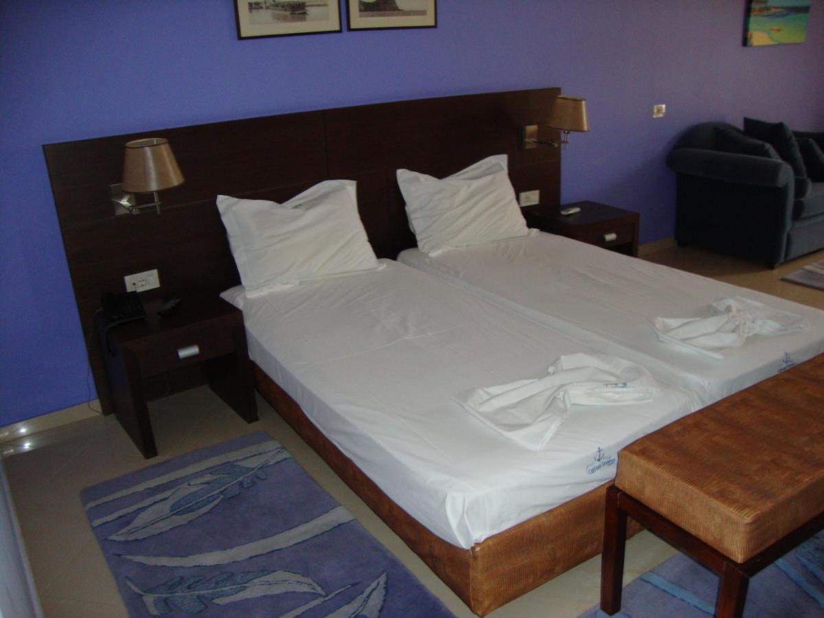 Captain Stavros Hotel Нидри Экстерьер фото