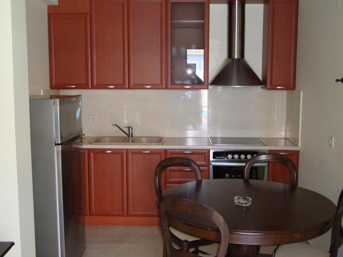 Captain Stavros Hotel Нидри Экстерьер фото