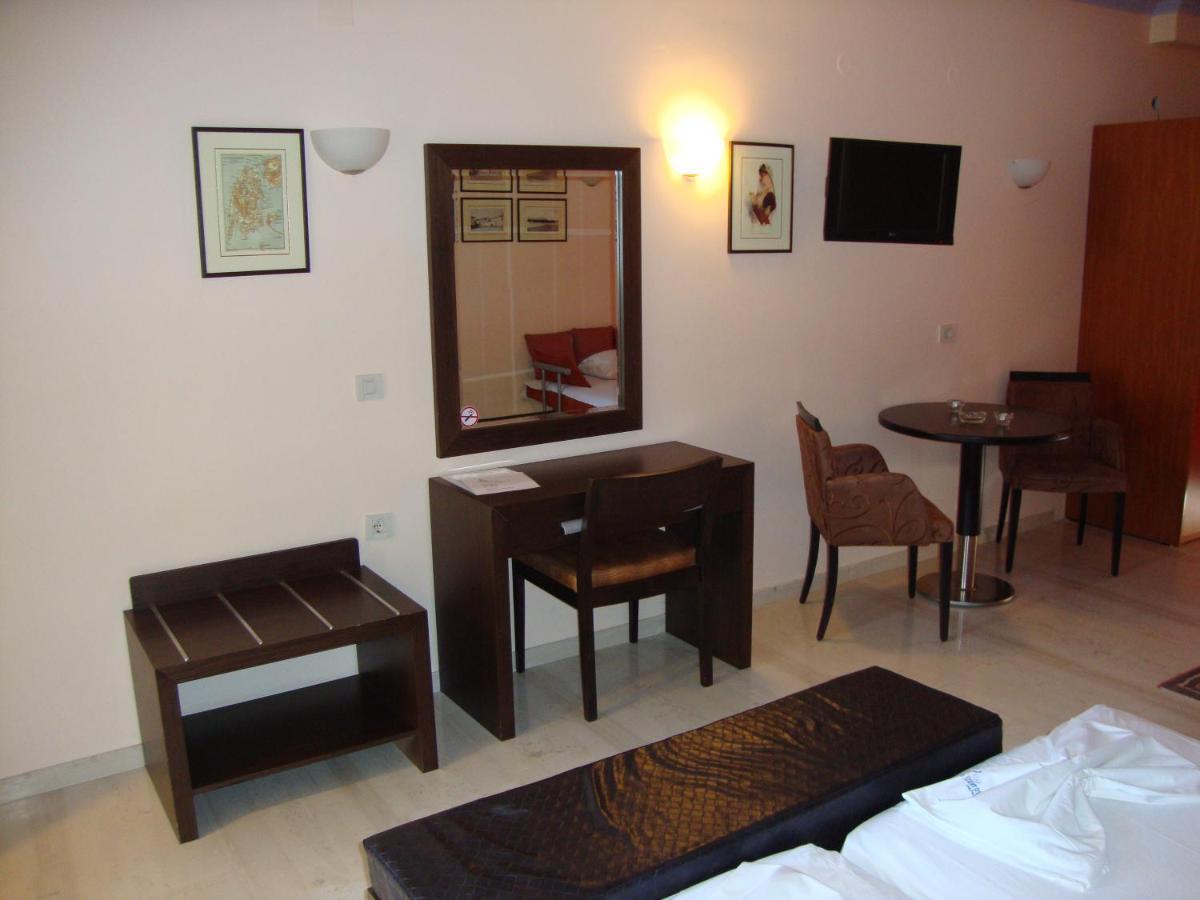 Captain Stavros Hotel Нидри Экстерьер фото