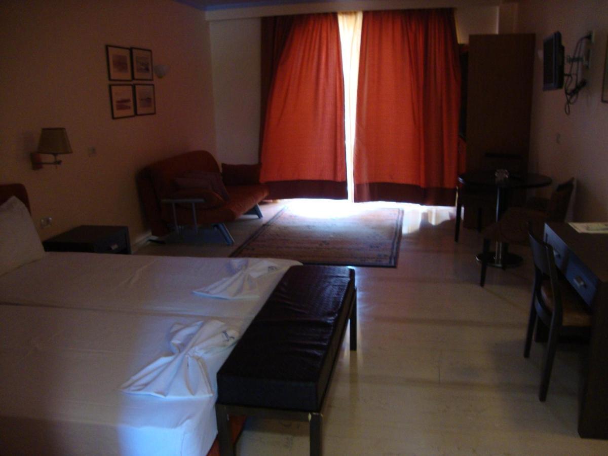 Captain Stavros Hotel Нидри Экстерьер фото