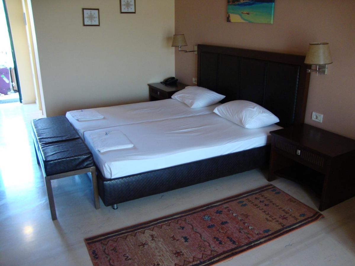 Captain Stavros Hotel Нидри Экстерьер фото