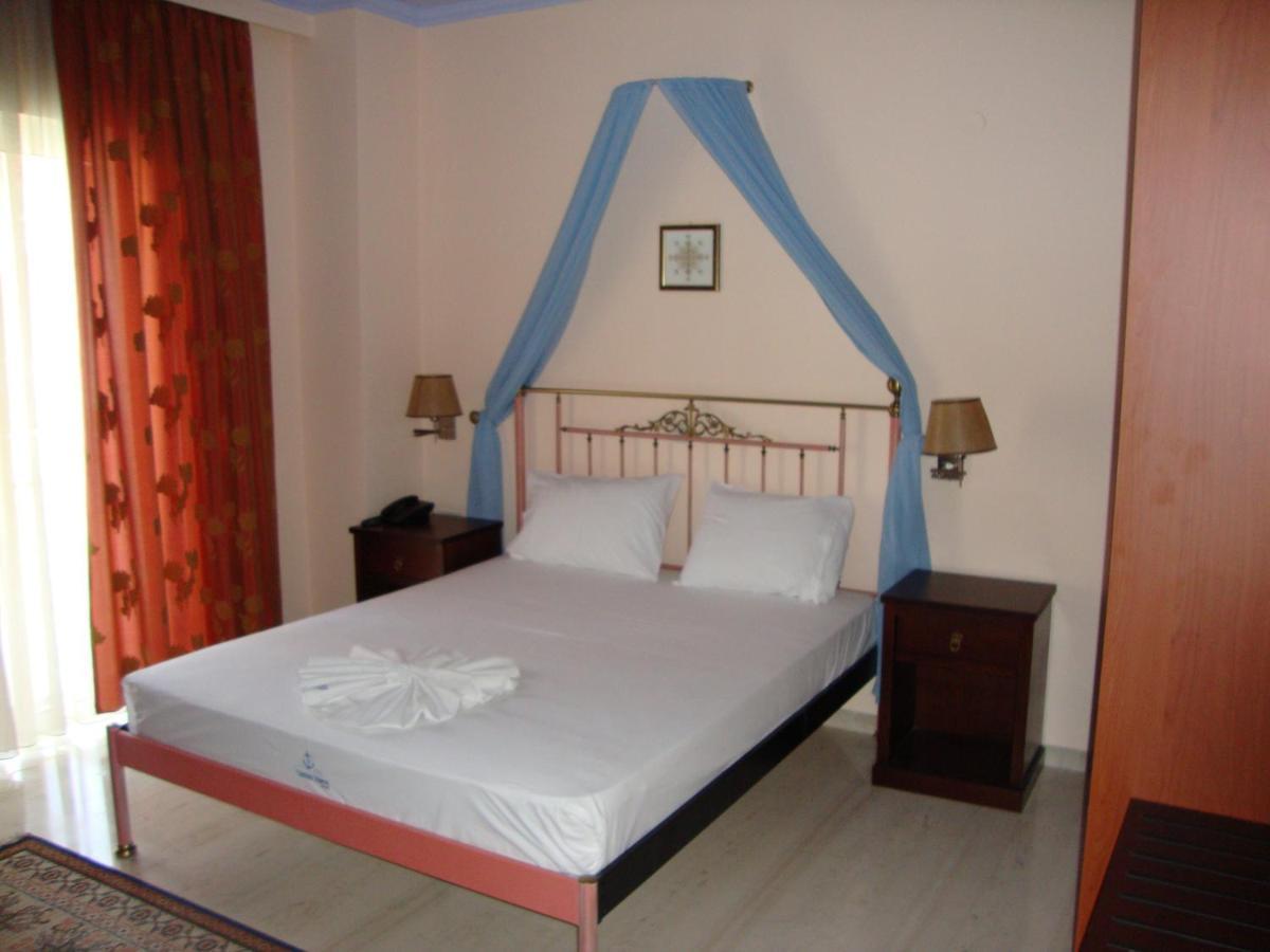 Captain Stavros Hotel Нидри Экстерьер фото