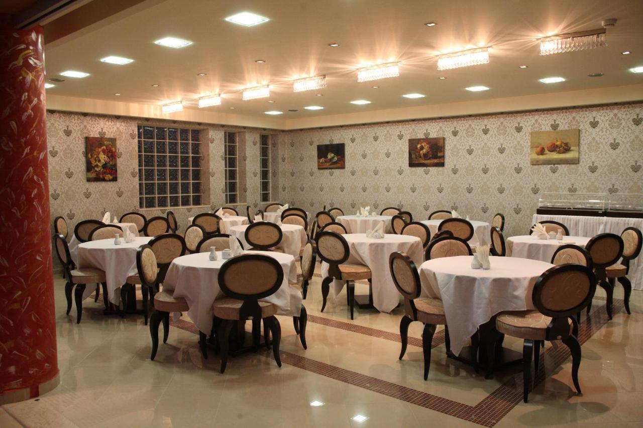 Captain Stavros Hotel Нидри Экстерьер фото